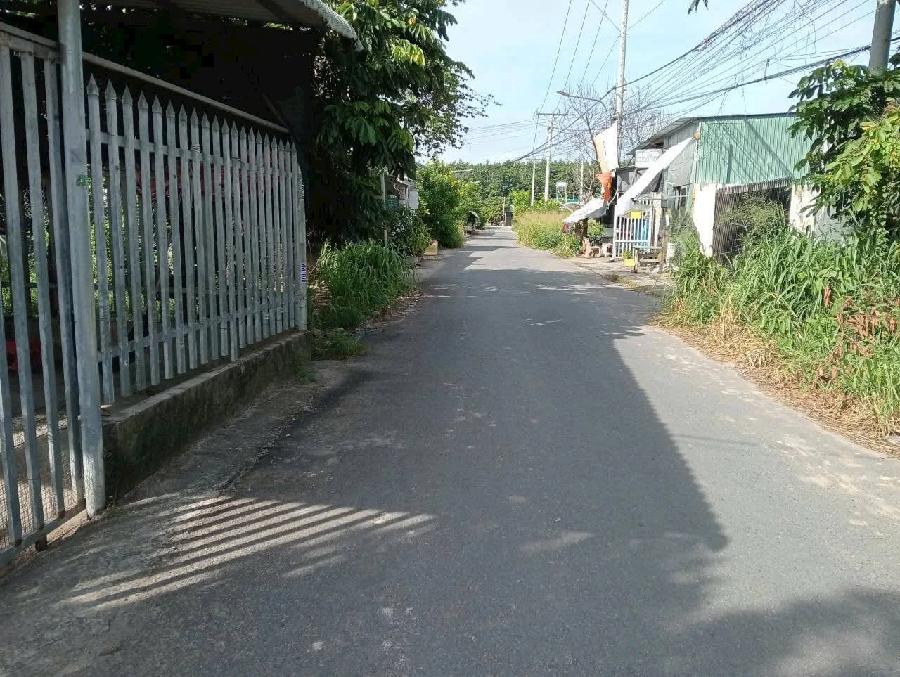 Bán đất thổ cư 147,7m2 mặt tiền đường Phú An 024, Phú An, Bến Cát cũ giá 2,55 tỷ - Ảnh 1
