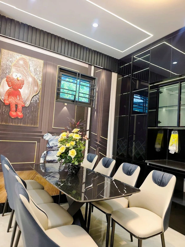 Bán nhà phố 50m² 4 tầng phố Hồ Sen Hải Phòng