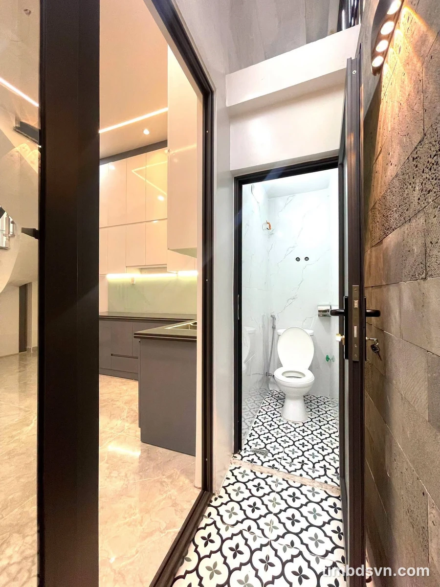 Bán nhà Miếu Hai Xã 105m² 3 tầng sân vườn - Ảnh thu nhỏ 4