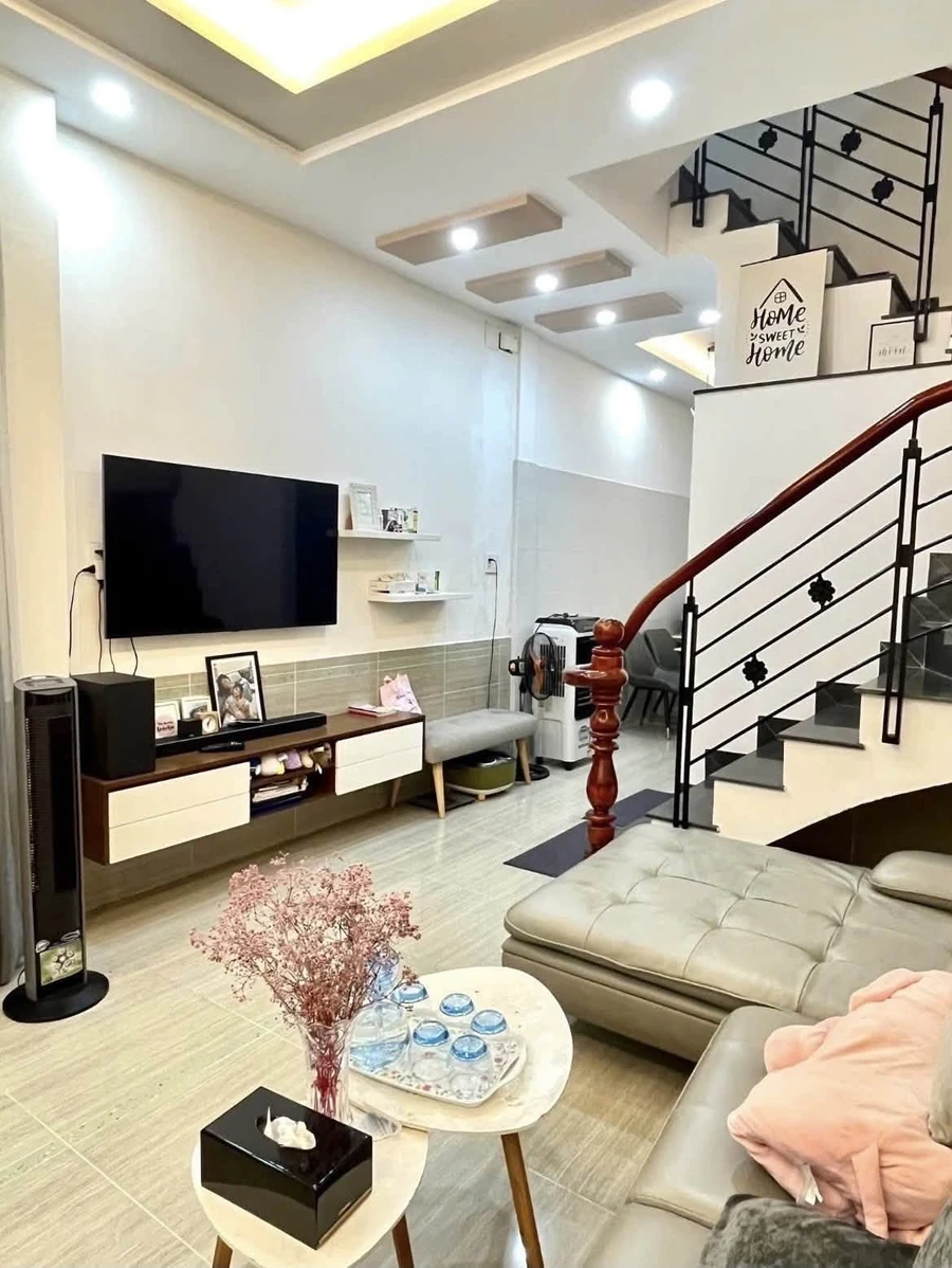 Bán nhà 4 tầng + sân thượng 42m² hẻm Phan Xích Long, Phú Nhuận, 5PN 4WC giá 8 tỷ - Ảnh thu nhỏ 2
