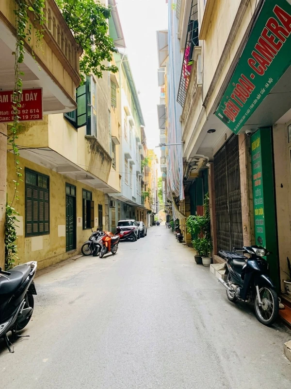 Bán nhà phân lô 30m2 x 5 tầng ngõ ô tô tránh đường Xuân Thủy, Hà Nội giá 12,9 tỷ