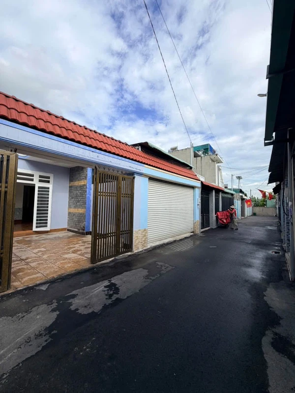Bán nhà 2 tỷ 500 triệu Phường Trảng Dài, Bình Dương 100m²