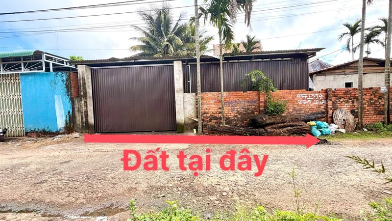 Bán đất mặt tiền D2 ngang 10m, Đắk Lắk 2 tỷ 690 triệu