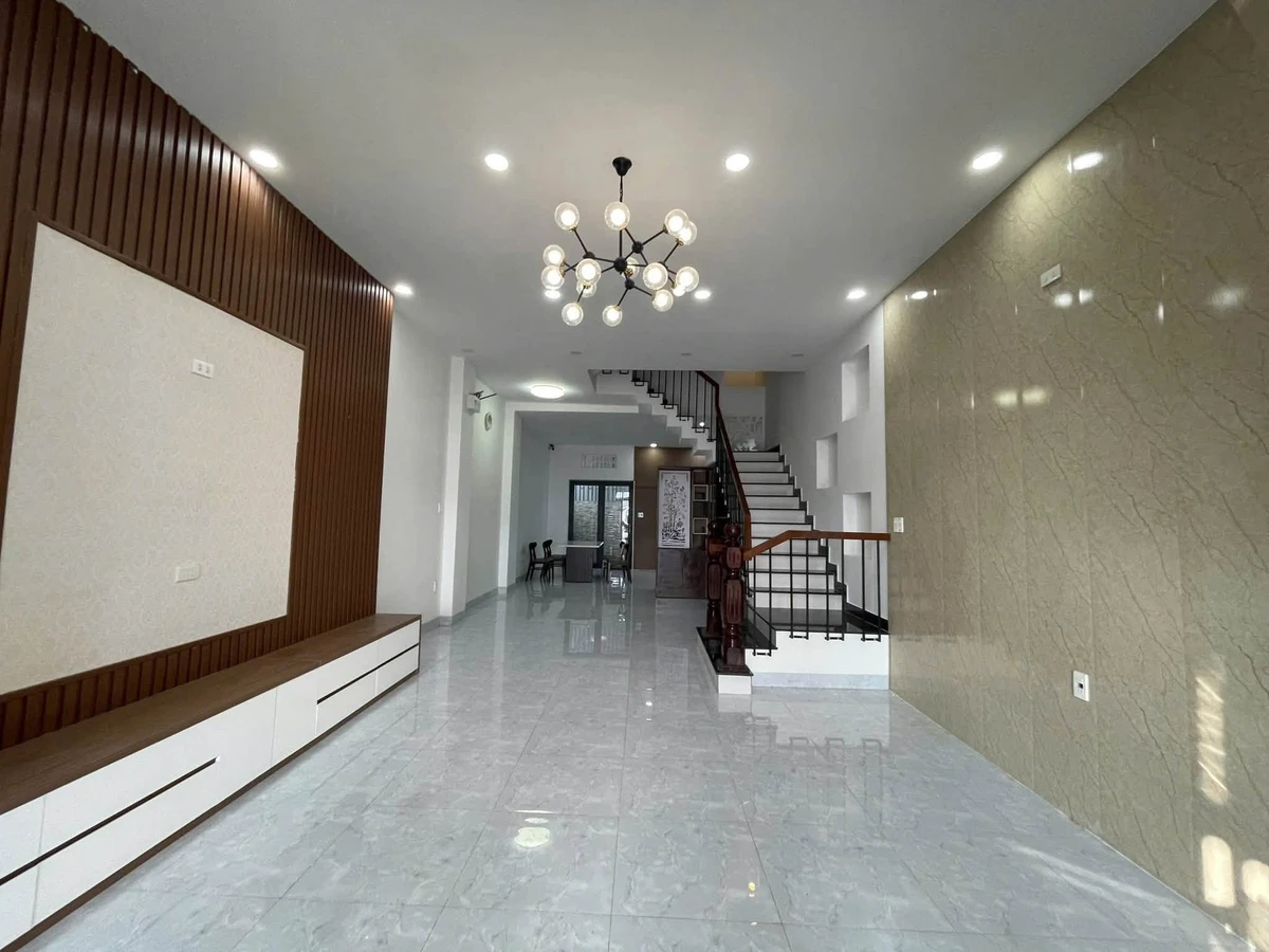 Bán nhà 3 tầng 84m² gần công viên, Nha Trang 8,3 tỷ - Ảnh thu nhỏ 5