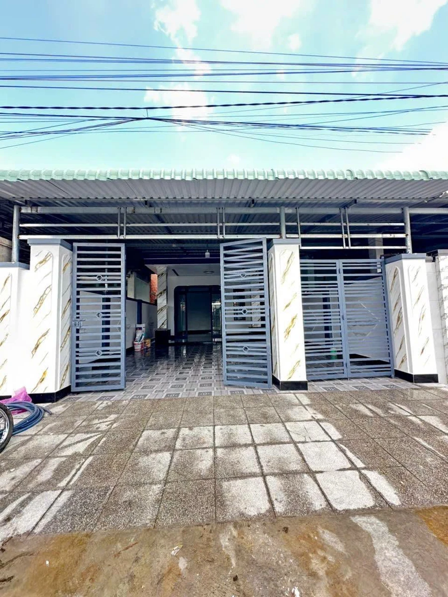 Bán nhà hẻm 3 phòng ngủ 196m² Tây Ninh 1.78 tỷ - Ảnh 1