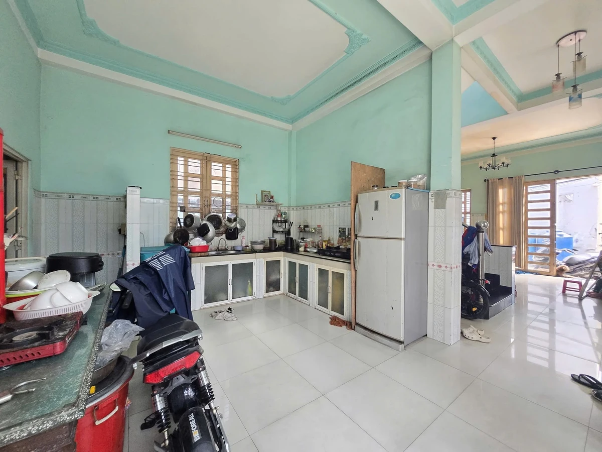 Bán nhà 3 tầng 3 phòng ngủ 112m² Lưu Chí Hiếu Tân Phú - Ảnh 1