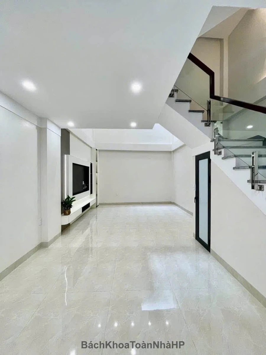Bán nhà phố 45m2, 3,5 tầng Văn Cao, Tân Bình 3 tỷ - Ảnh 1