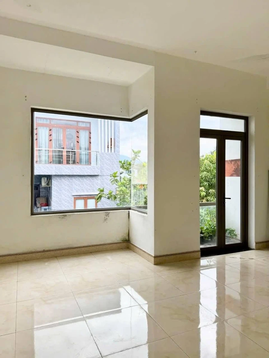 Bán nhà mặt tiền 2,5 tầng 75m2 Xuân Thiều, Đà Nẵng 4 tỷ - Ảnh thu nhỏ 2