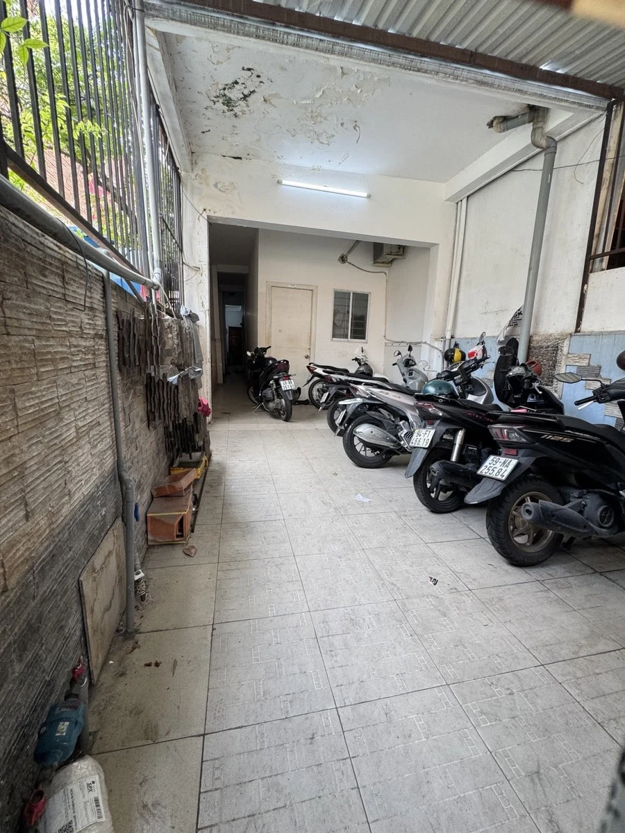 Bán nhà hẻm xe hơi 89m² 3 tầng, Quận 1, 11.9 tỷ - Ảnh thu nhỏ 4