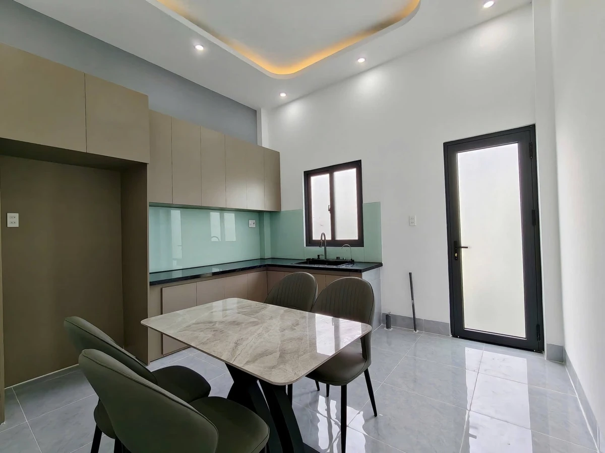 Bán nhà 2 tầng 64m² 3PN Rạch Giá, giá 1.98 tỷ - Ảnh thu nhỏ 2
