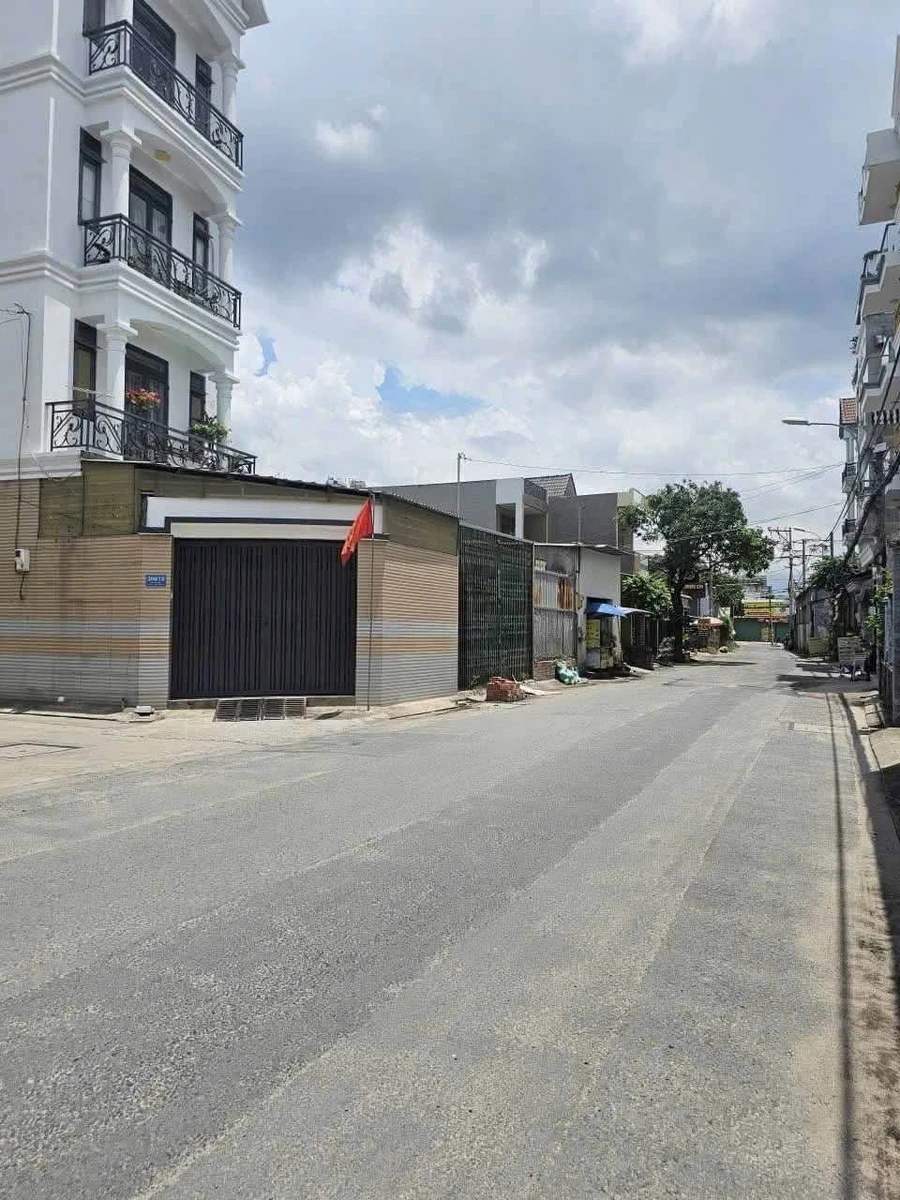 Bán nhà hẻm 8m 1 trệt 1 lửng 3 lầu 58m2 giá 5,168 tỷ Tân Thới Hiệp Quận 12 - Ảnh thu nhỏ 3
