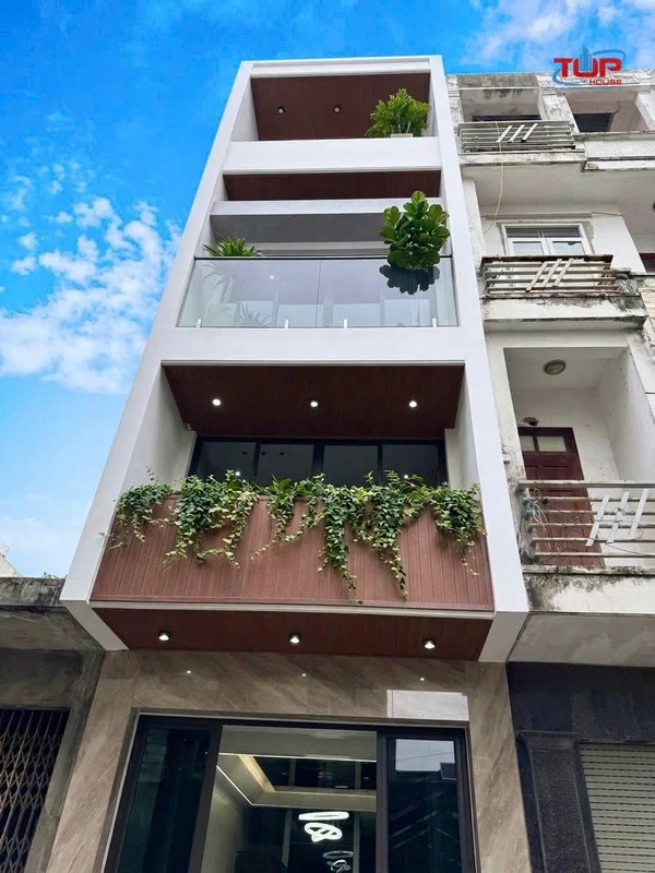 Bán nhà 4 tầng thang máy 70m2 Nguyễn Hữu Tuệ Hải Phòng