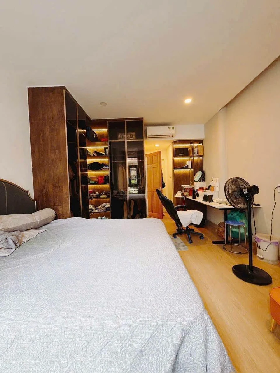Bán nhà mặt tiền 3 phòng ngủ 99,2m² Quận 4, 7 tỷ 950 - Ảnh thu nhỏ 5