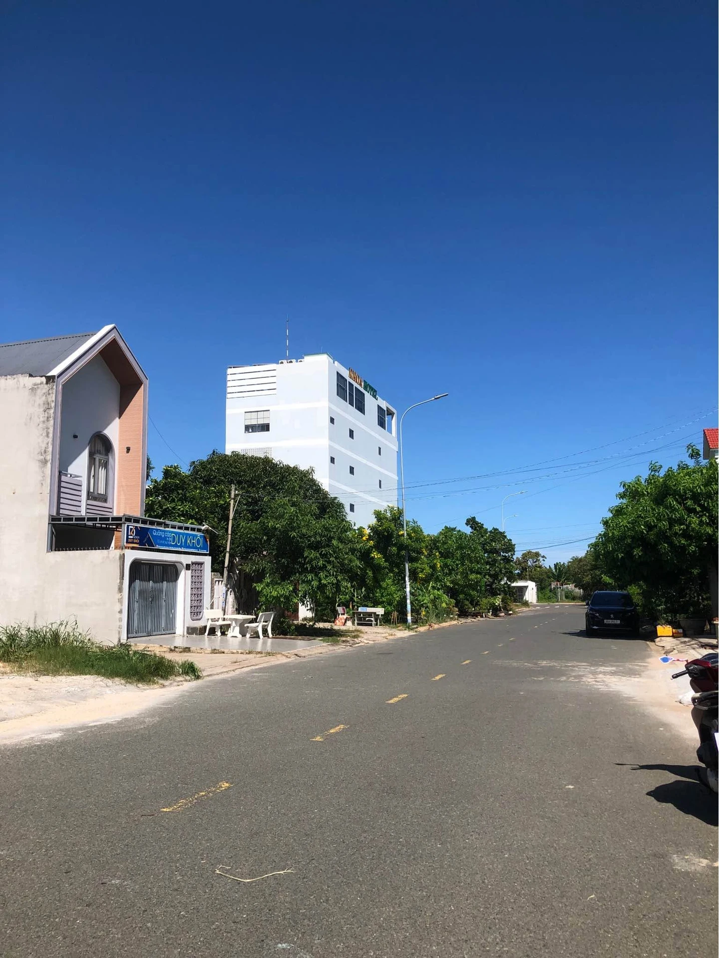 Bán nhà 1 trệt 1 lầu + thượng 100 m2, Phan Thiết - Ảnh 1