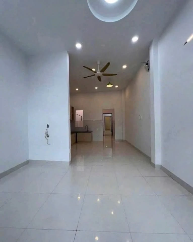 Bán nhà cấp 4 bê tông 108m² Phan Thiết - Ảnh thu nhỏ 3
