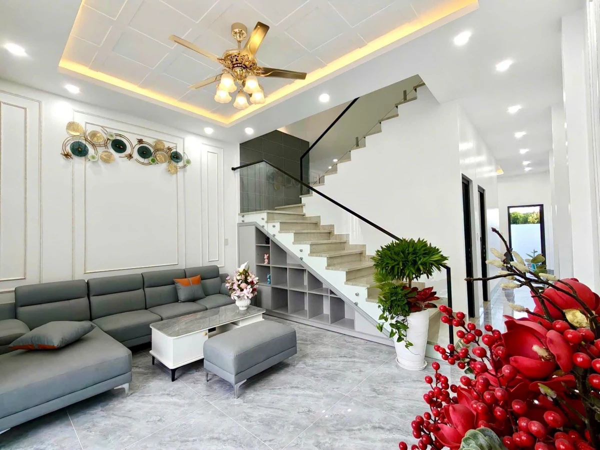 Bán nhà mặt tiền Nguyễn Huy Tưởng Rạch Giá 89m2, 3 PN - Ảnh thu nhỏ 5
