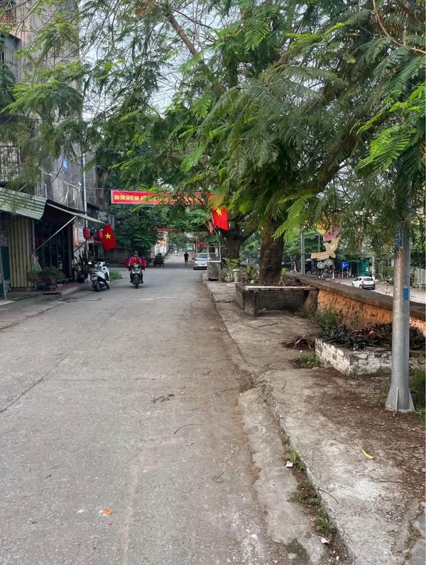 Bán căn hộ 38m² Khu Chuyên gia hơn 200 triệu
