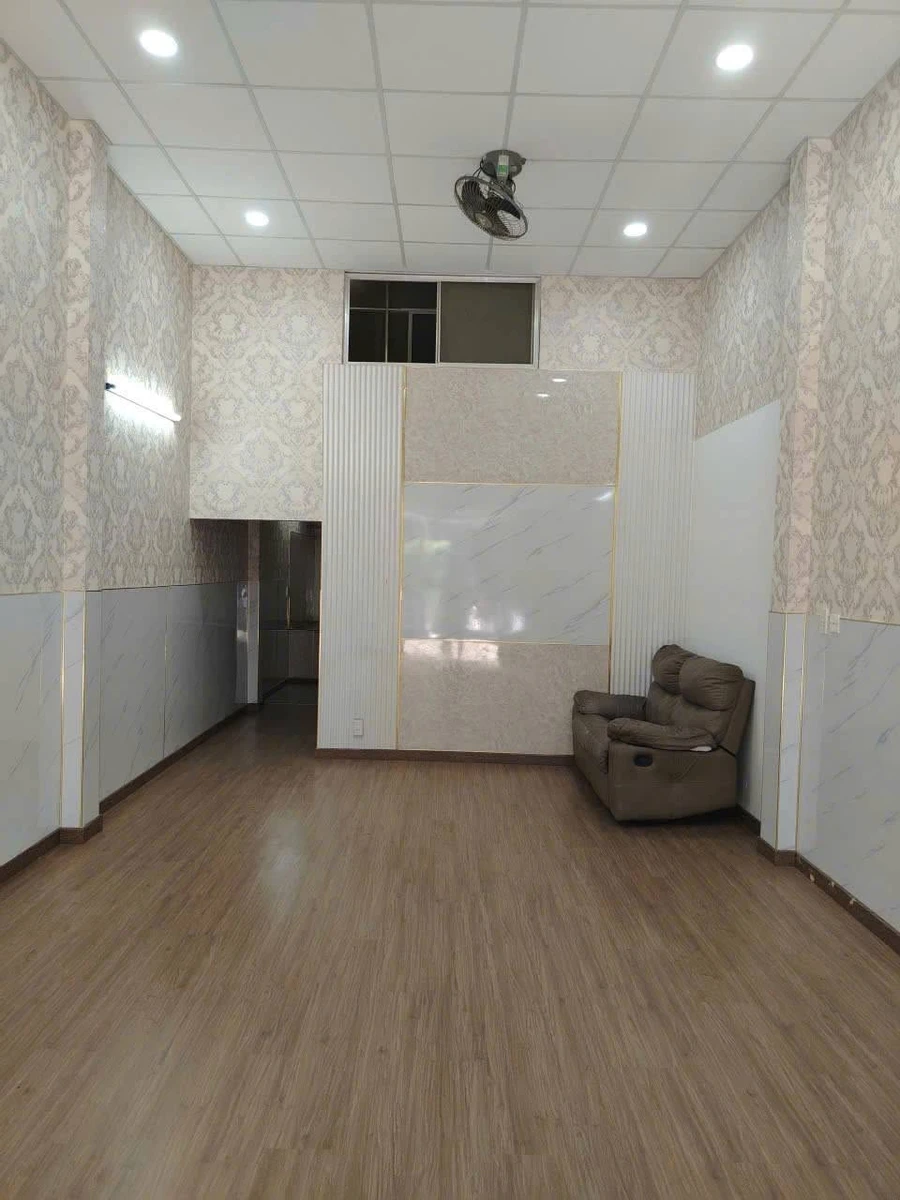 Bán nhà hẻm xe hơi 61m2, 2PN Bình Tân 5,2 tỷ - Ảnh thu nhỏ 3