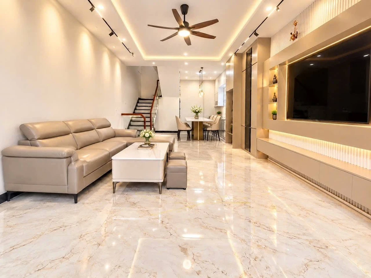Bán nhà 3 tầng 60m2 lô góc Đường Máng An Đông hơn 3 tỷ - Ảnh 1