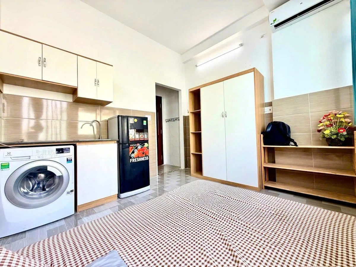 Bán nhà dịch vụ Quận 11, 41,8m², 6PN, giá 6,75 tỷ - Ảnh thu nhỏ 2