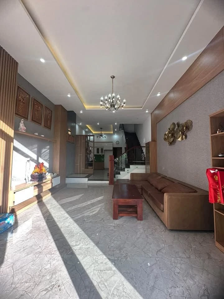 Bán nhà 3 tầng 90m² 4PN Hà Huy Tập Buôn Ma Thuột - Ảnh 1