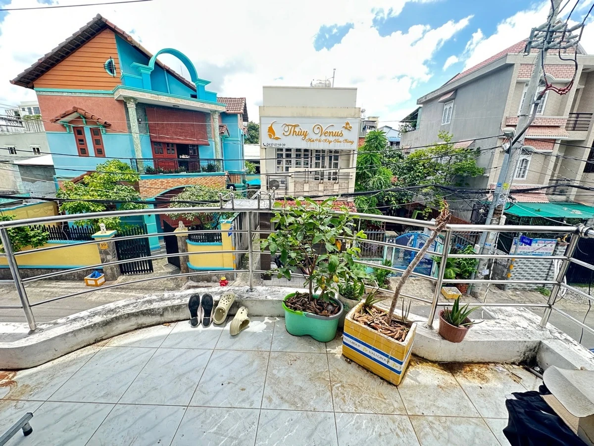 Bán nhà 3 tầng 74m² hẻm 5m Đường Số 5, Linh Tây, Thủ Đức - 7,9 tỷ - Ảnh 1