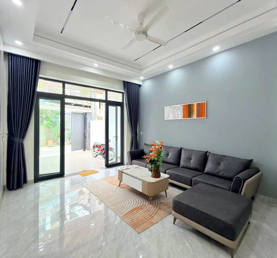 Bán nhà 3PN, 200m2, 4 tỷ 5 tại Phường Biên Hòa - Ảnh thu nhỏ 2