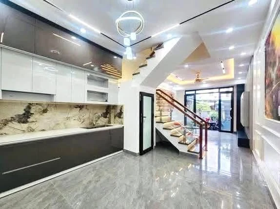 Bán nhà phố 68m2, 3,9 tỷ, ô tô, Quận 7 - Ảnh thu nhỏ 3