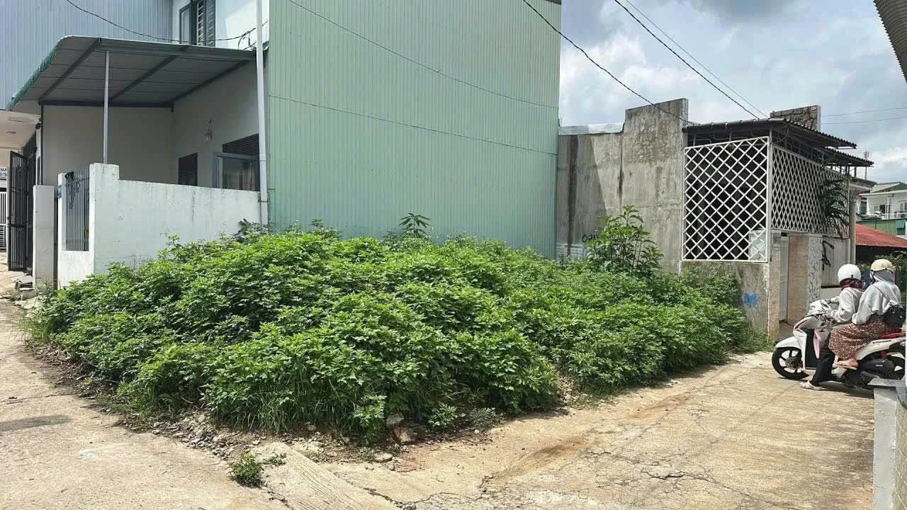 Bán đất góc 2 mặt tiền 50m² tại Đắk Lắk - Ảnh 1