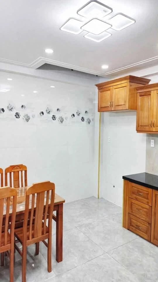 Bán nhà 4 tầng 4PN 56m² Trung Mỹ Tây Quận 12 giá 6,25 tỷ - Ảnh thu nhỏ 3