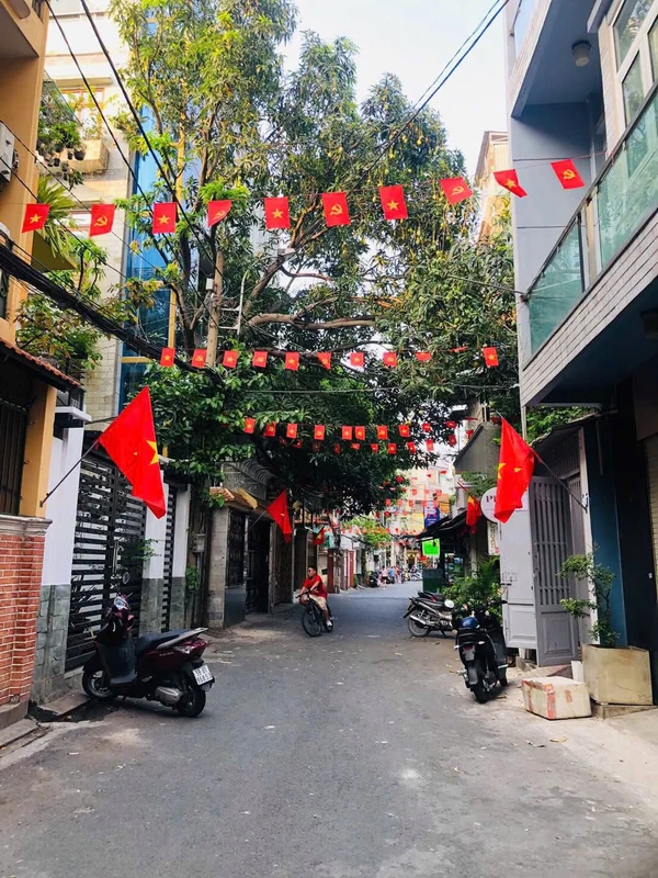 Bán nhà mặt tiền khu K300, 70,5m2, trệt 2 lầu, giá 14,6 tỷ, Phường 12, Tân Bình
