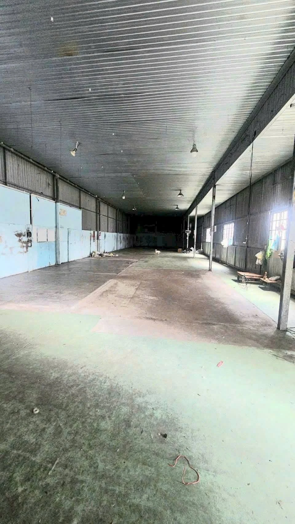 Cho thuê kho Đông Hòa 300m² 15 triệu/tháng - Ảnh 1