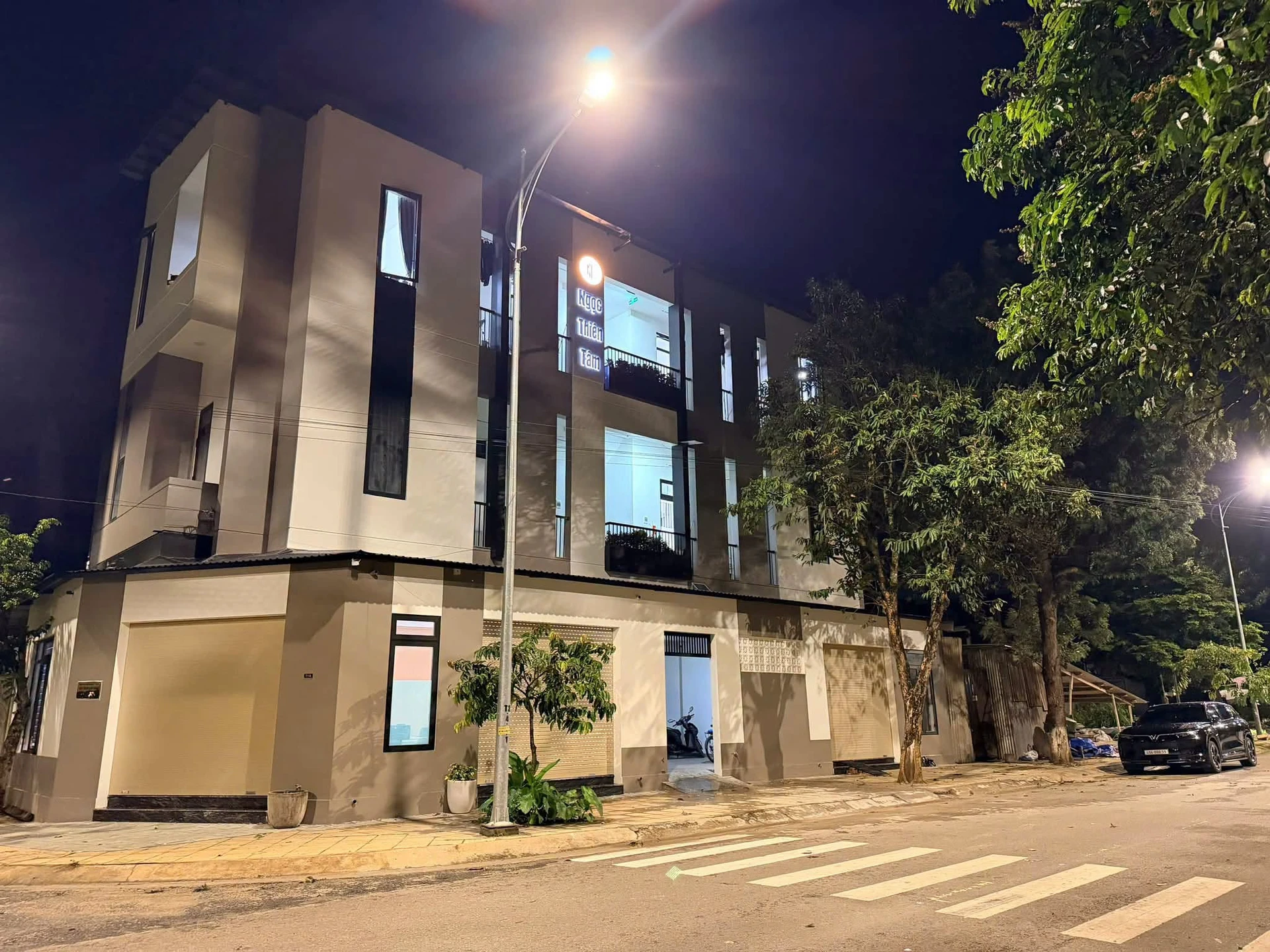 Bán căn hộ 90m² cho thuê 50tr/tháng, giá 12,5 tỷ Đức Trọng - Ảnh 1