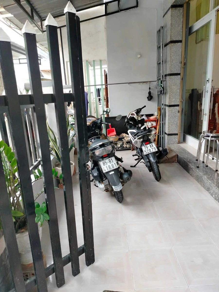 Bán nhà 2 phòng 82,6m2 gần chợ Đông Hải Phan Rang - Ảnh thu nhỏ 4