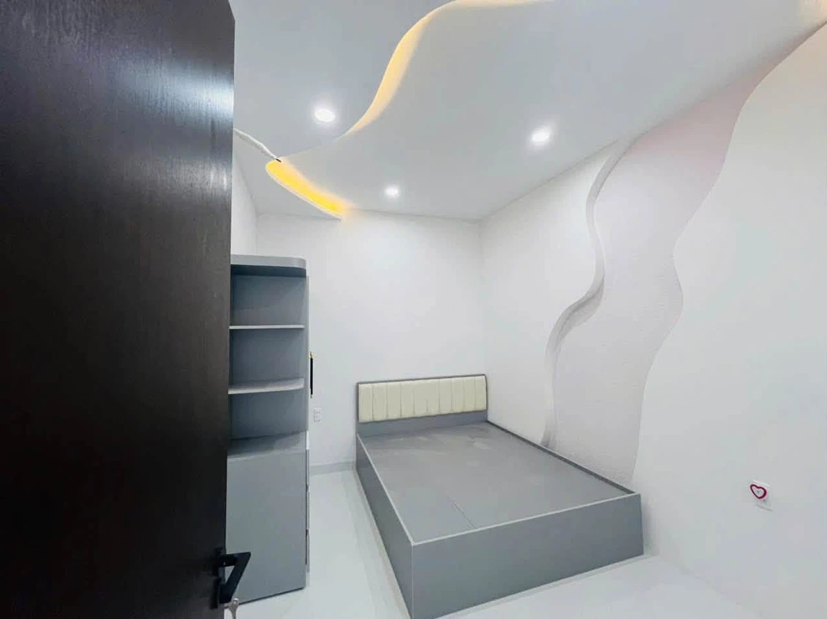Nhà xây mới 105m2, 2PN, khu Ga Phan Thiết, 2,1 tỷ - Ảnh 1