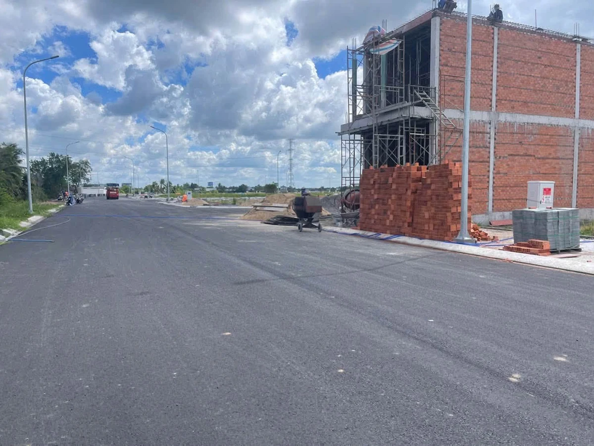 Bán nền đất 100m² kế lô góc Bến Lức Long An 3 tỷ - Ảnh thu nhỏ 3
