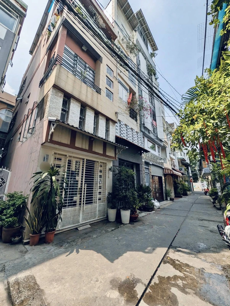 Bán nhà 3 tầng, 3PN 43m² gần Phan Đăng Lưu, Phú Nhuận, 7 tỷ - Ảnh 1