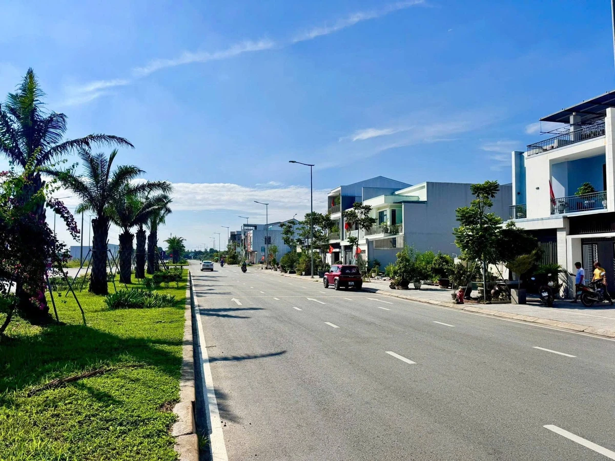 Bán nhà mặt tiền kinh doanh đường Tản Đà 150m2 giá 4,5 tỷ - Ảnh 1