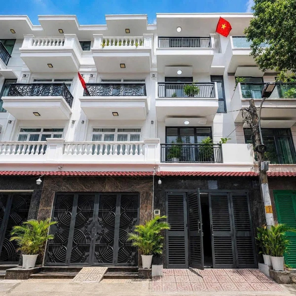 Bán nhà 4 tầng 50m² Huỳnh Tấn Phát Bình Chánh 5.98 tỷ