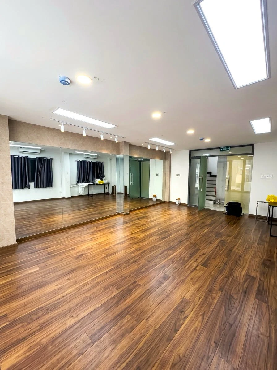 Bán nhà phố mặt tiền Quận 1, 47m2, 5 tầng, thang máy, 35 tỷ - Ảnh thu nhỏ 3