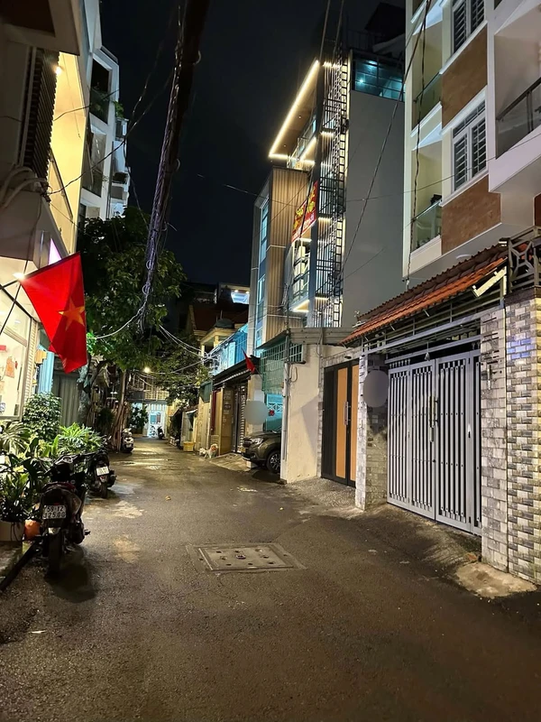 Bán nhà hẻm ô tô 2 tầng 52m² khu Phan Đăng Lưu, giá 6,49 tỷ