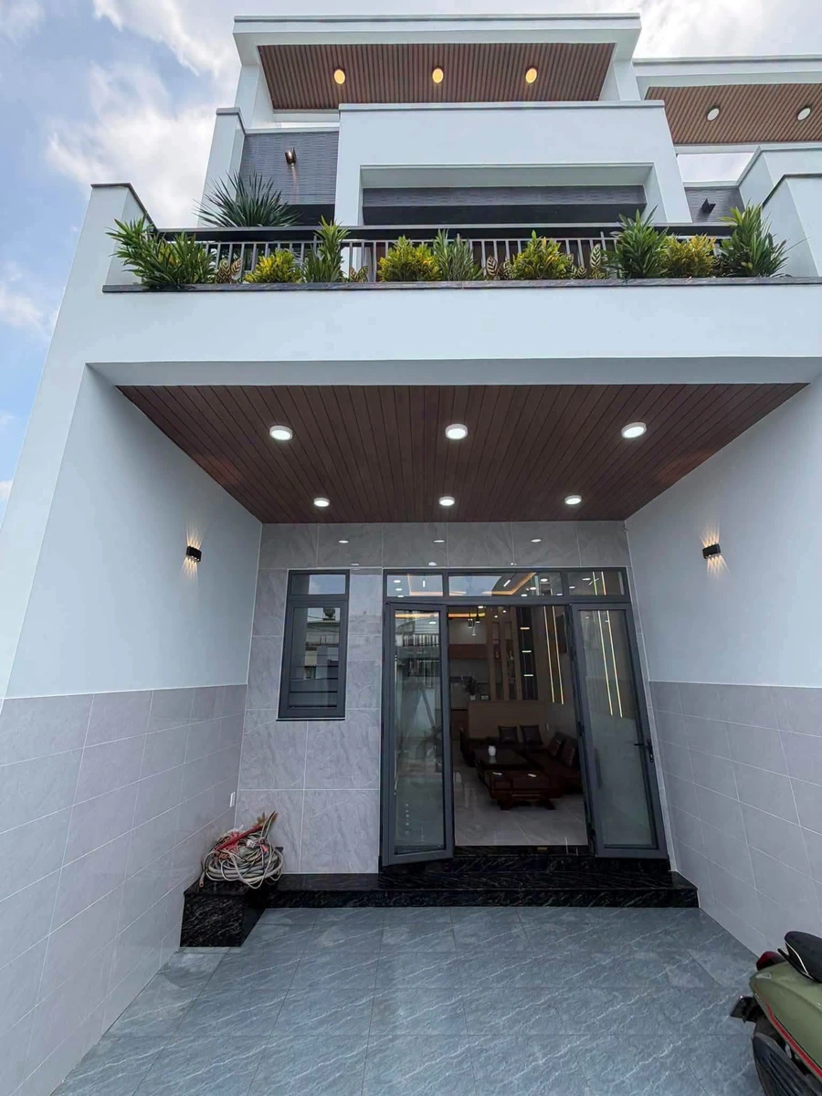 Nhà bán 3 PN 4 WC 156m2 Bình Chánh 2tỷ950tr - Ảnh thu nhỏ 2