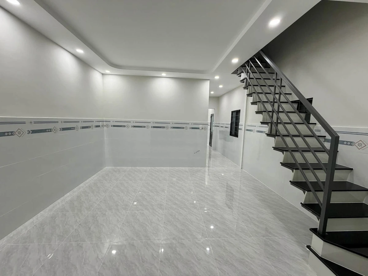 Bán nhà lầu 2PN Tân Phong 75m², Sổ riêng 4,2 tỷ - Ảnh thu nhỏ 3