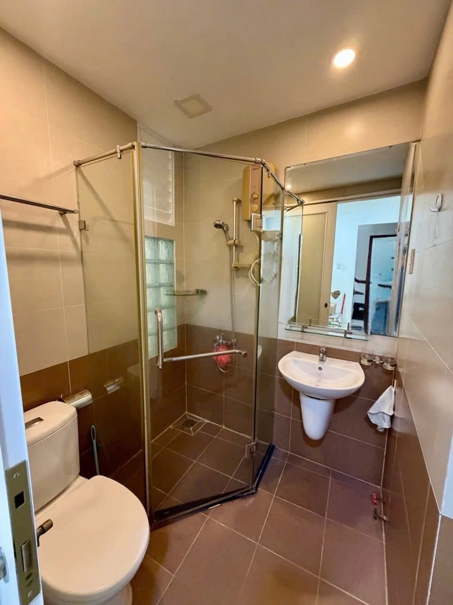 Bán nhà 4 tầng 4PN 45m2 Quận 10, giá 6,5 tỷ - Ảnh thu nhỏ 3