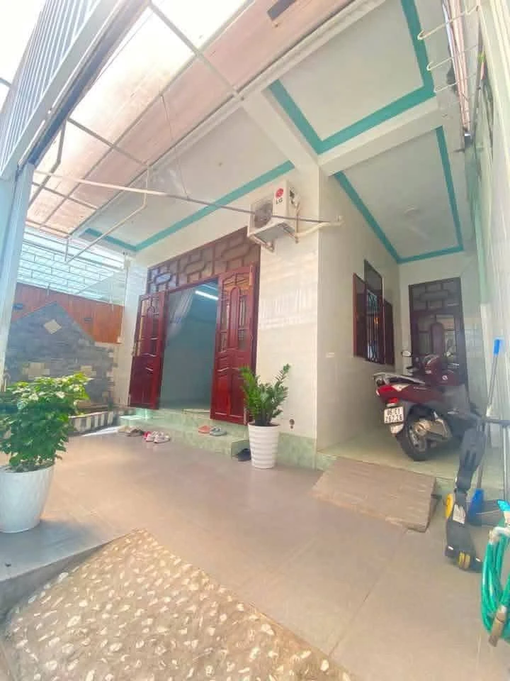 Nhà lầu 2PN, 130m² mặt tiền Nguyễn Sắc Kim, Phan Thiết - Ảnh thu nhỏ 5