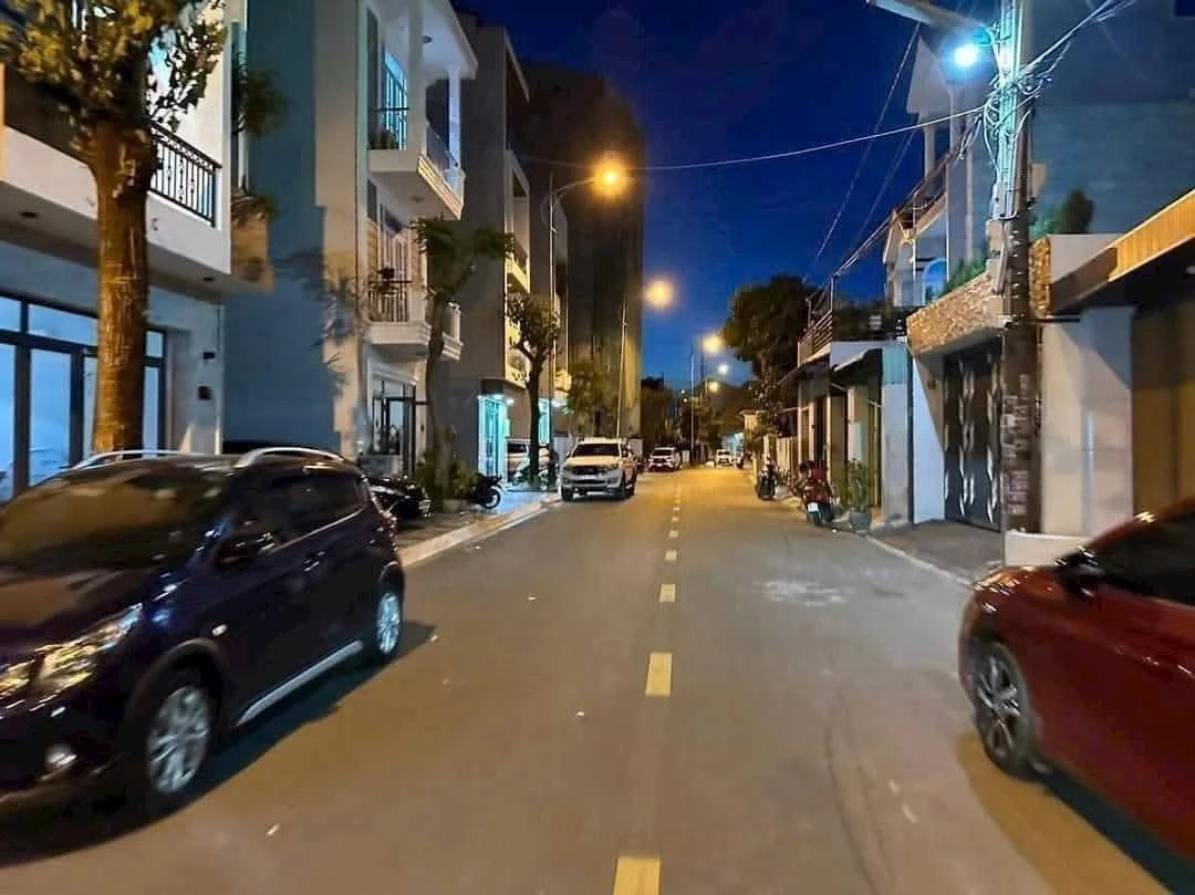 Bán đất thổ cư mặt đường Nguyễn Trãi, Phan Thiết 93m2 - 3 tỷ - Ảnh 1