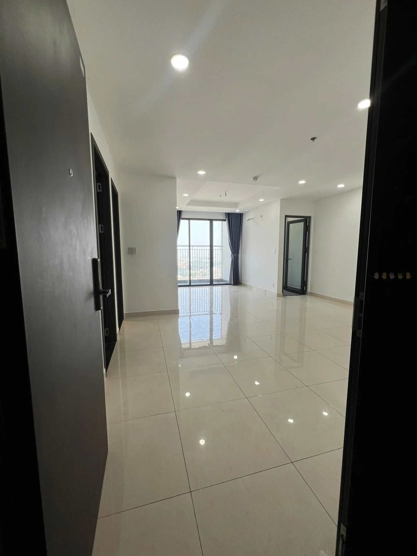 Cho thuê căn hộ 2PN Phú Đông Skygarden từ 8,5 triệu/tháng - Ảnh 1