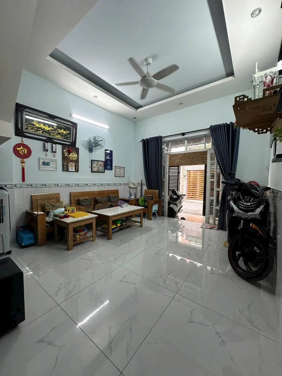 Bán nhà hẻm 56m² 3PN Thủ Đức, 5,7 tỷ - Ảnh 1