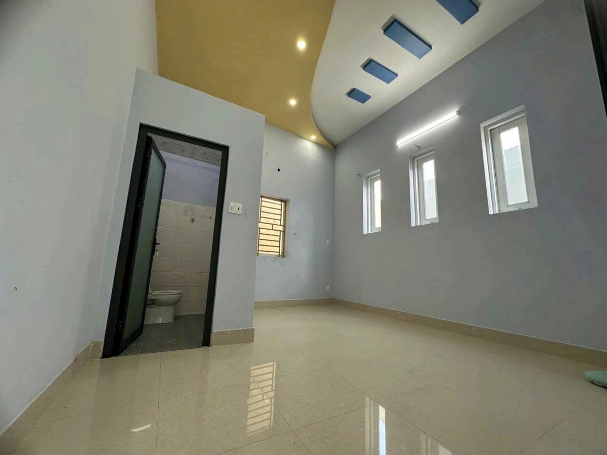 Bán nhà cấp 4 mái Thái 148m2, 3 phòng ngủ Trấn Biên - Ảnh thu nhỏ 4