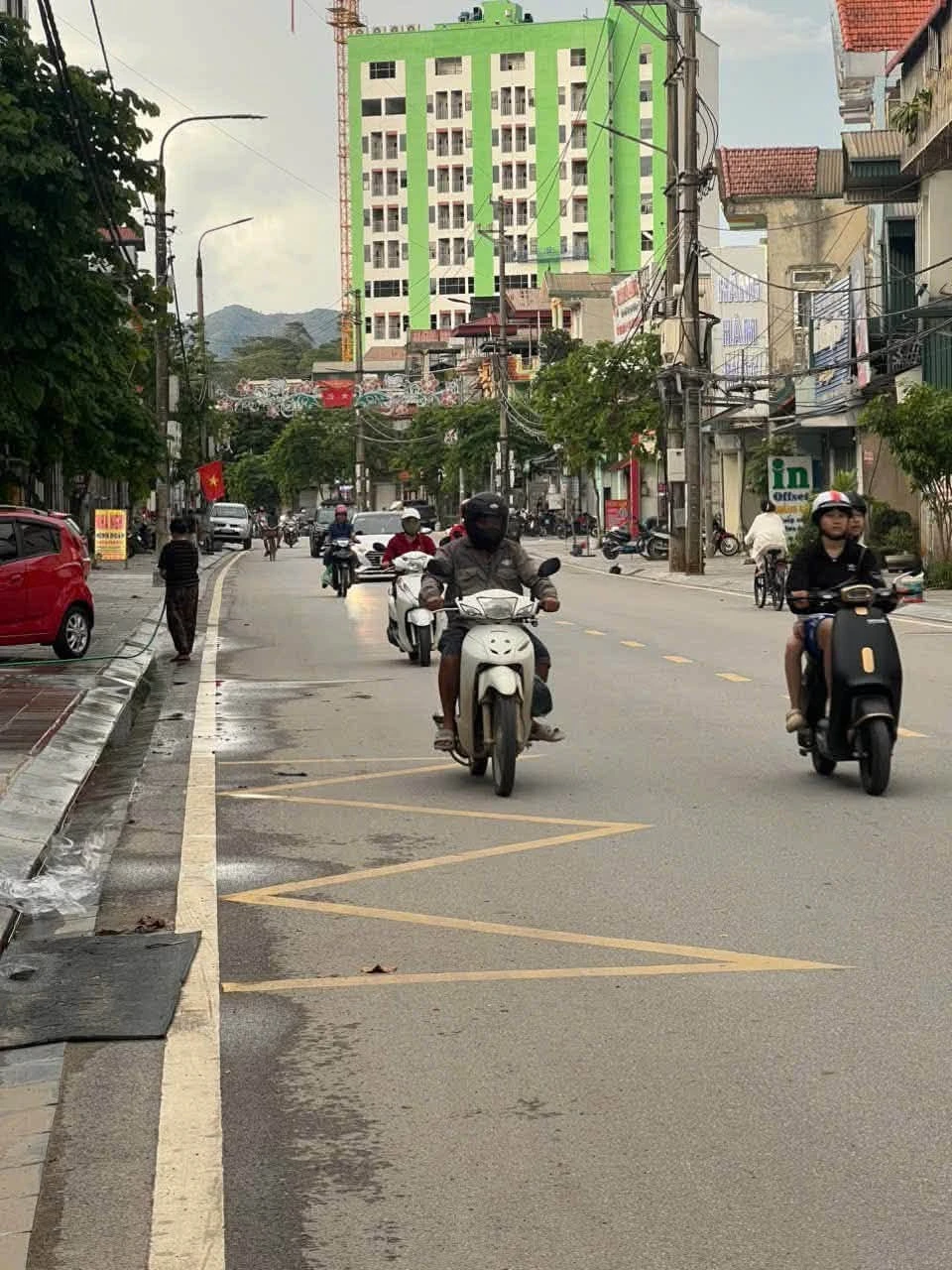 Bán nhà 3 tầng 246m² đường Hoàng Văn Thái, Tân Phú - Ảnh 1
